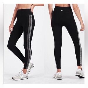 Vuori Racer High-Rise Leggings Black Gray Side Stripes Ankle
Length High Waist